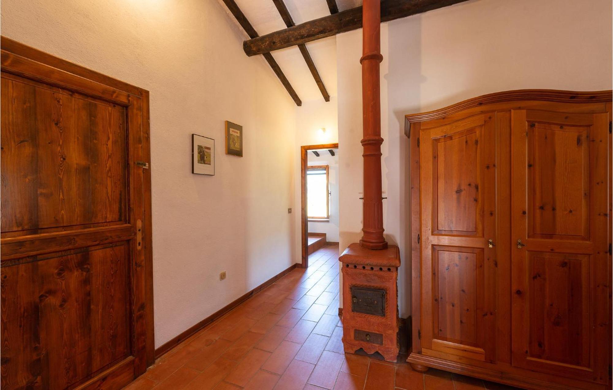 Cozy Home In Massa Marittima Gr With Kitchen Exterior foto